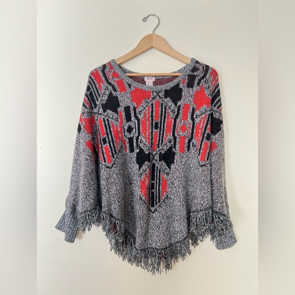 Mossimo Supply Womens‎ Sweater L/XL Gray Poncho Cape Batwing Knit Tribal Fringe - Picture 1 of 17